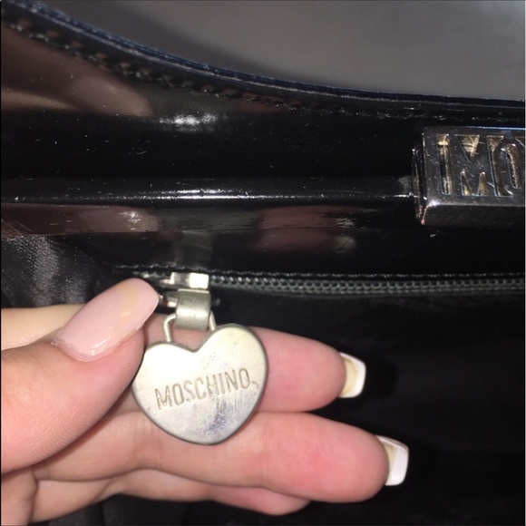 MOSCHINO Redwall 453218 - Picture 4 of 14